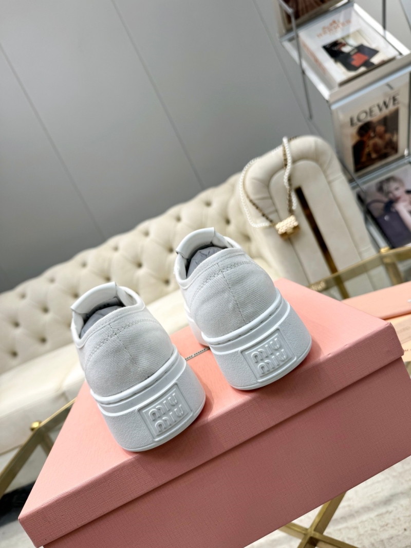 Miu Miu Casual Shoes